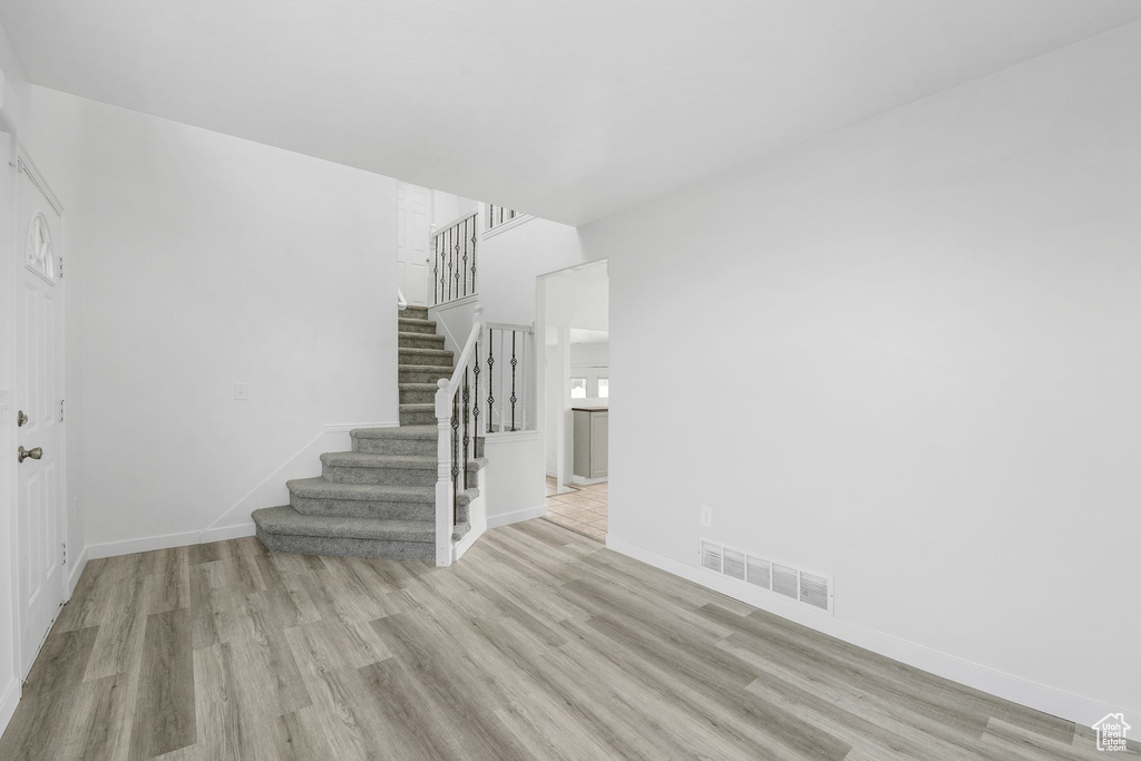 Photo 3 for MLS #2118303 at 6698 Early Dawn