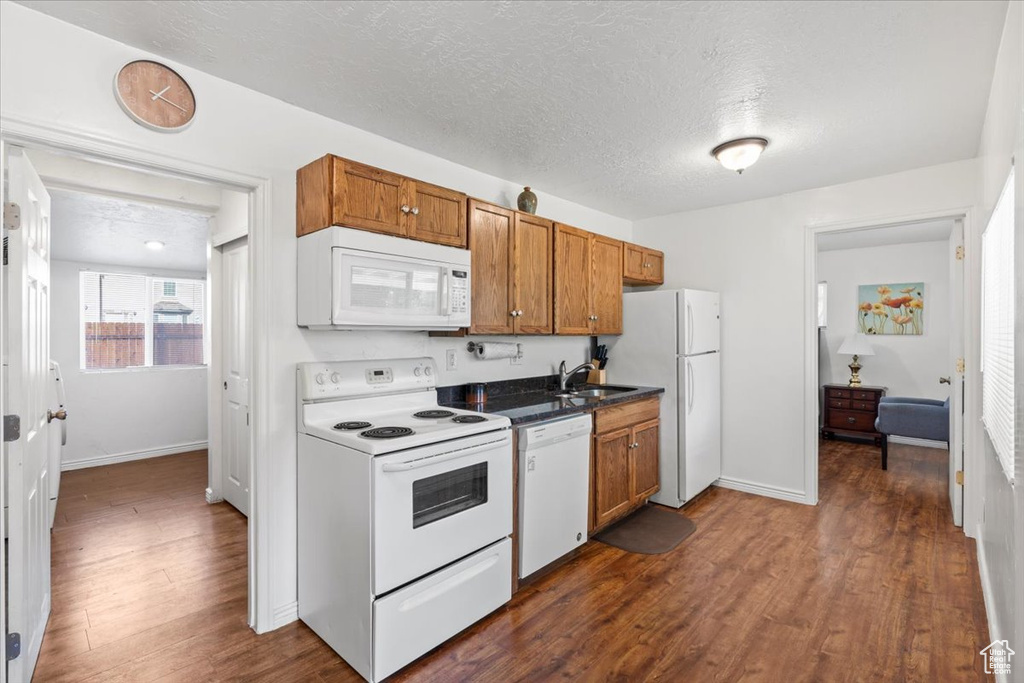 Photo 8 for MLS #2118304 at 1345 E Elm Leaf Cv