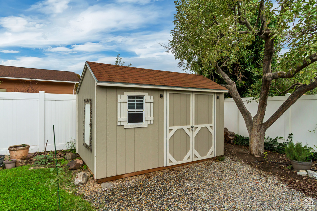 Photo 37 for MLS #2118308 at 3503 W Paiute Dr