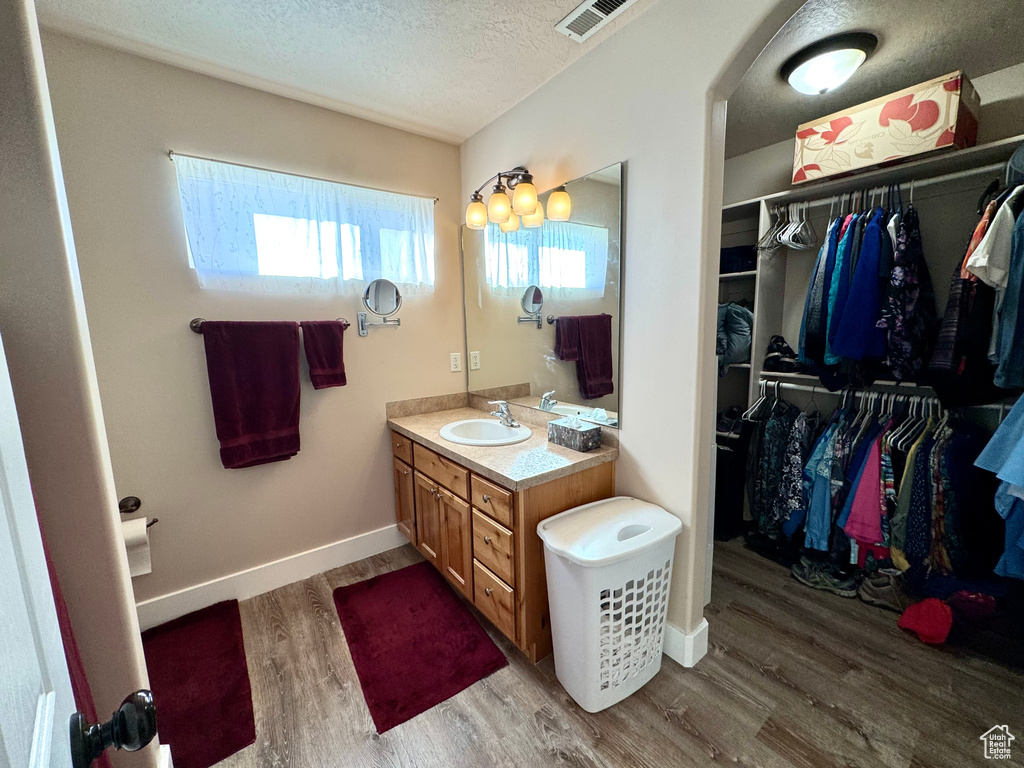 Photo 14 for MLS #2118309 at 2513 W 600 North