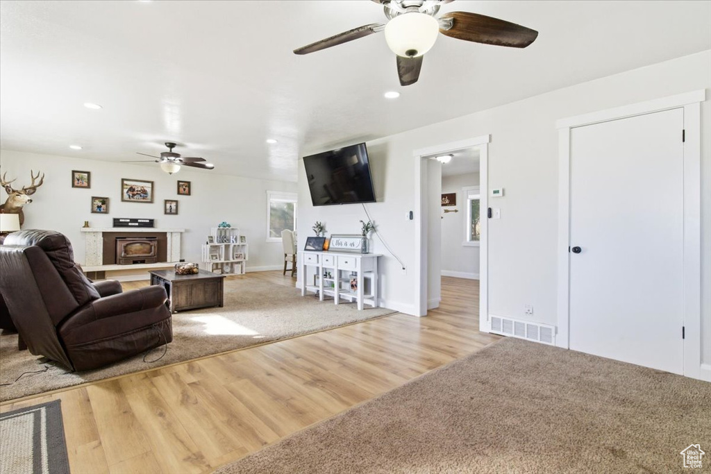 Photo 6 for MLS #2118312 at 564 S Main St