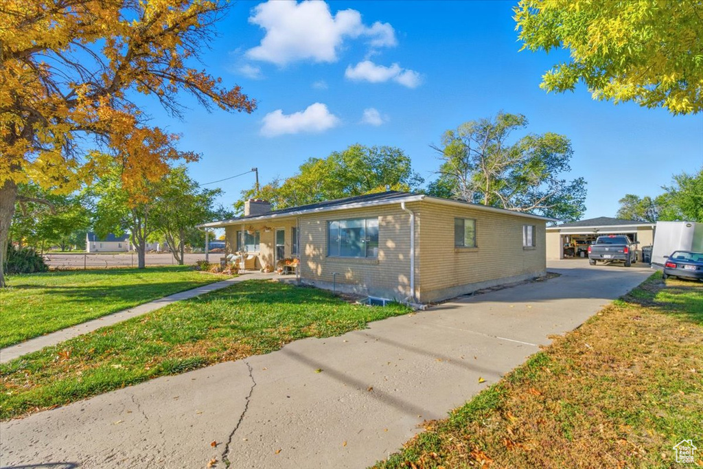 Photo 4 for MLS #2118312 at 564 S Main St
