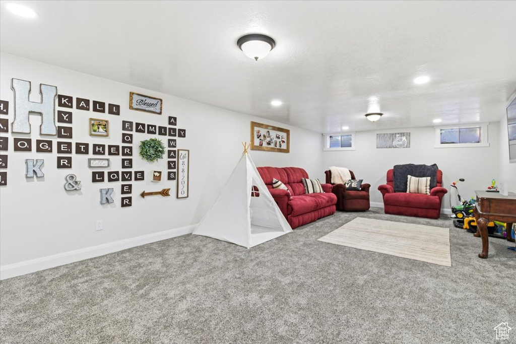Photo 20 for MLS #2118312 at 564 S Main St