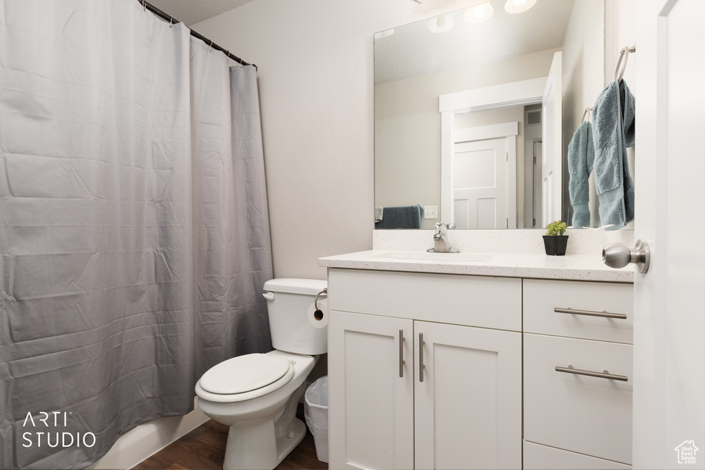Photo 13 for MLS #2118318 at 1702 E Stone Way