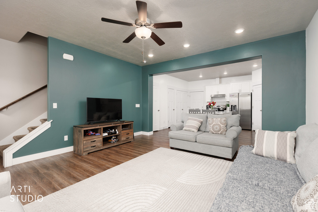 Photo 4 for MLS #2118318 at 1702 E Stone Way