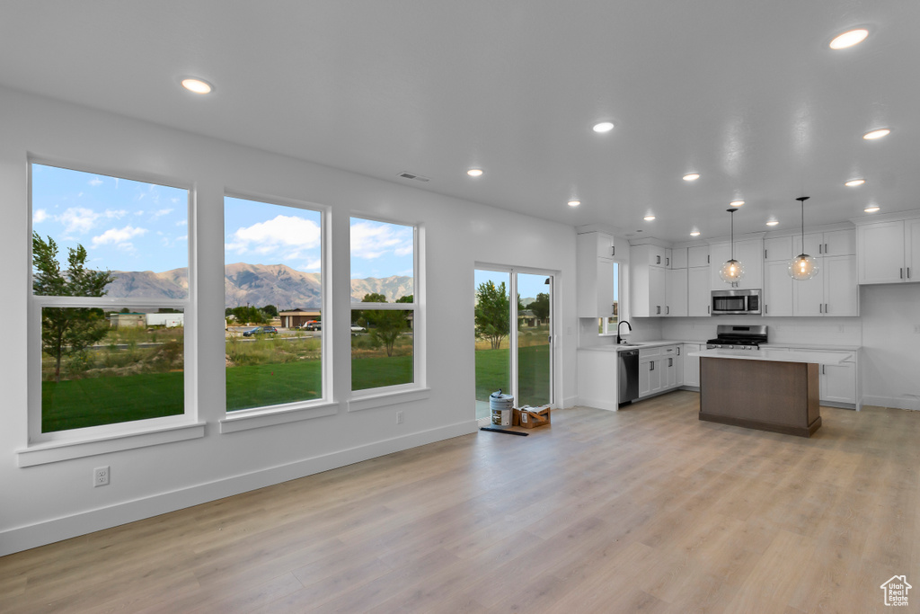 Photo 7 for MLS #2118319 at 702 N 600 West #106