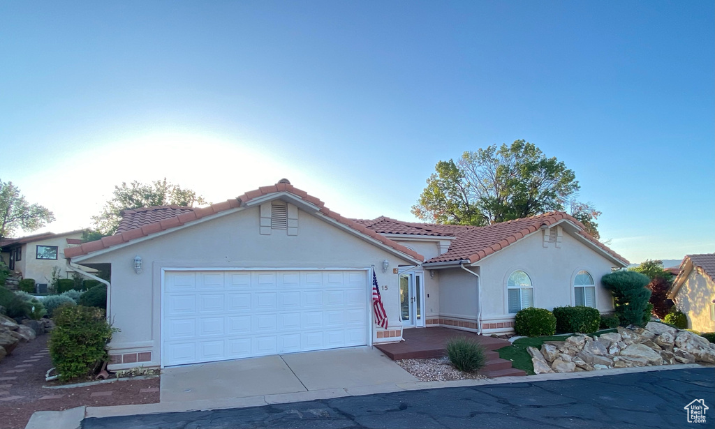 Photo 2 for MLS #2118322 at 2105 S Balboa Way #15