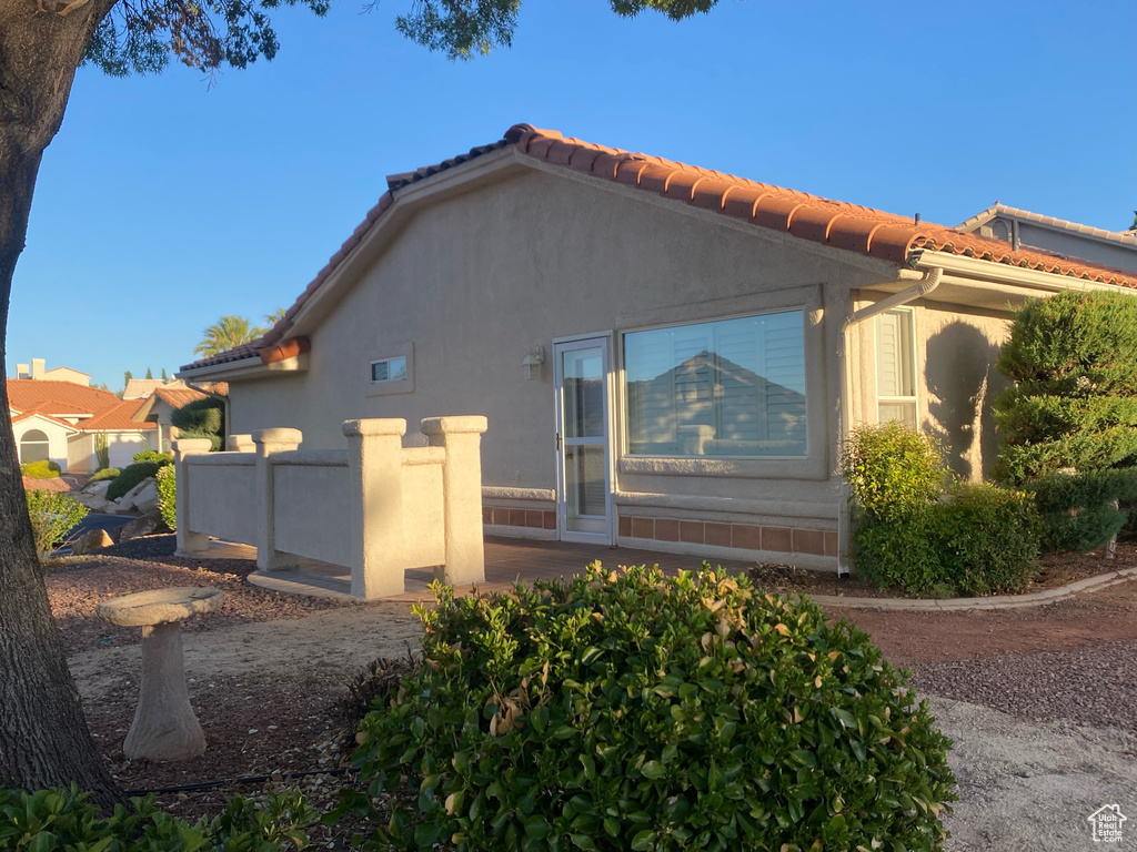 Photo 4 for MLS #2118322 at 2105 S Balboa Way #15