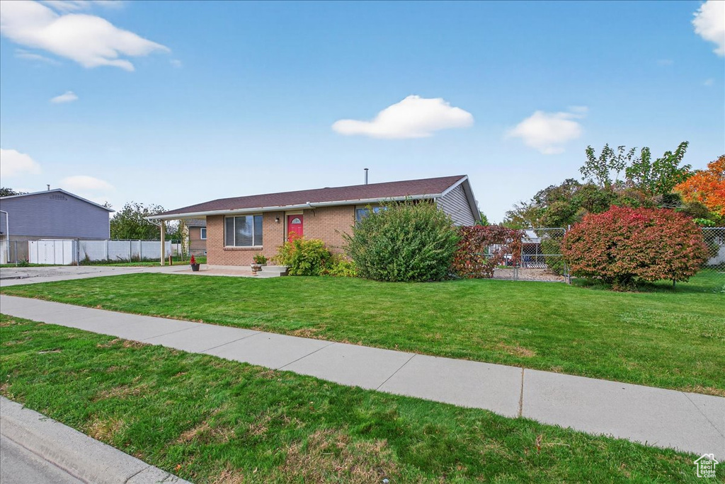 Photo 3 for MLS #2118324 at 3962 W Misty Dr