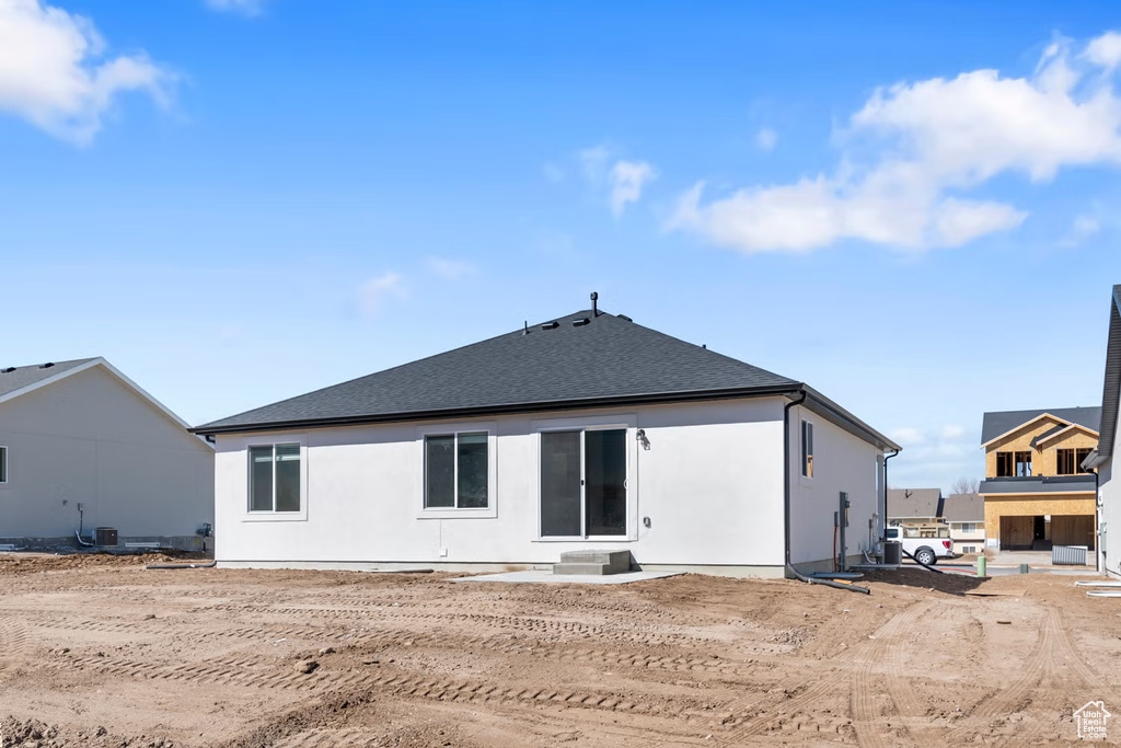 Photo 3 for MLS #2118328 at 970 W 880 North #60