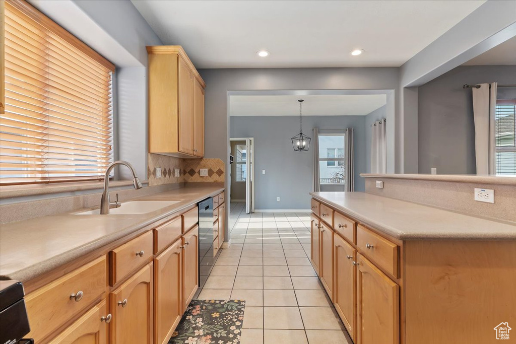 Photo 10 for MLS #2118334 at 5004 W Topcrest Dr