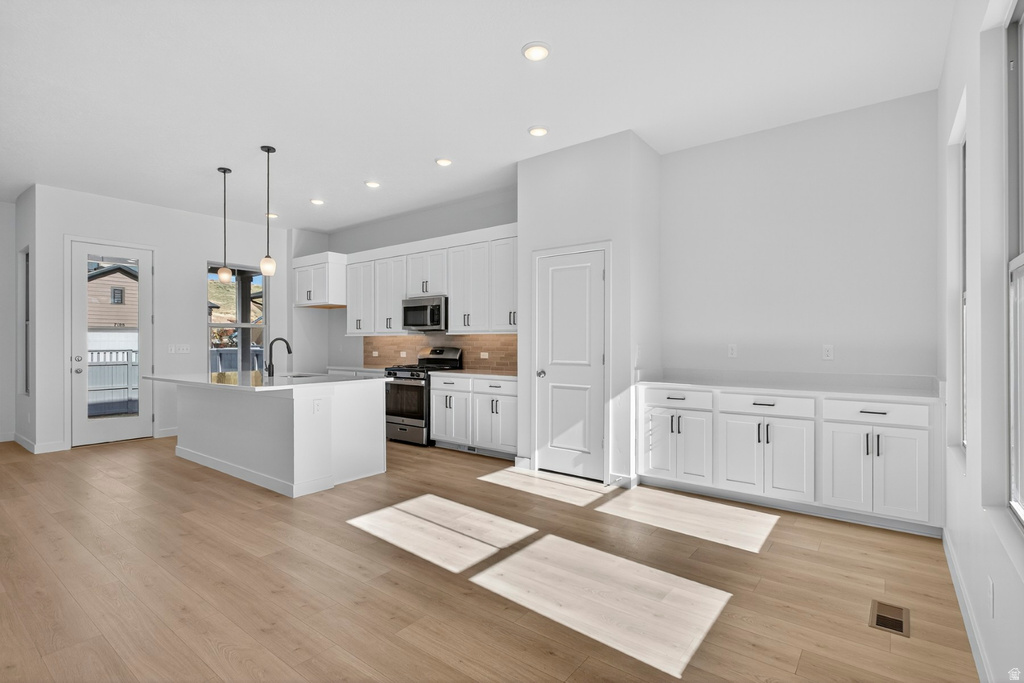 7238 W TERRAINE RD West Jordan, UT 84081