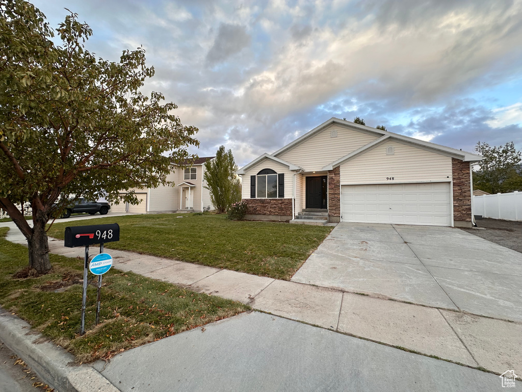 Photo 2 for MLS #2118342 at 948 N 680 West