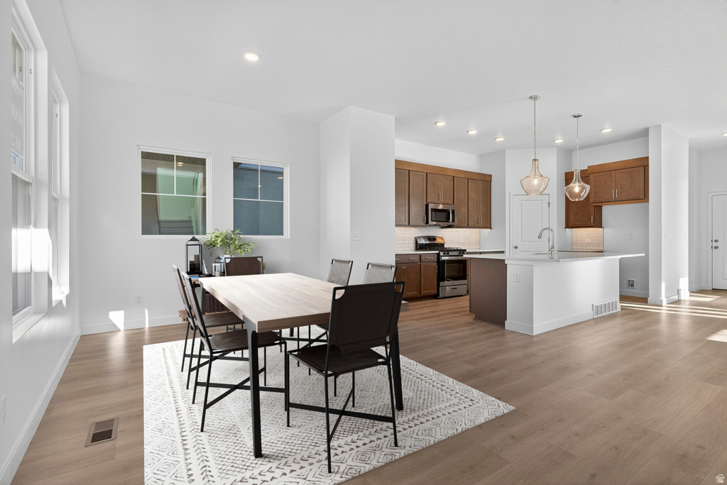 7261 W HIDDEN HILLS WAY West Jordan, UT 84081