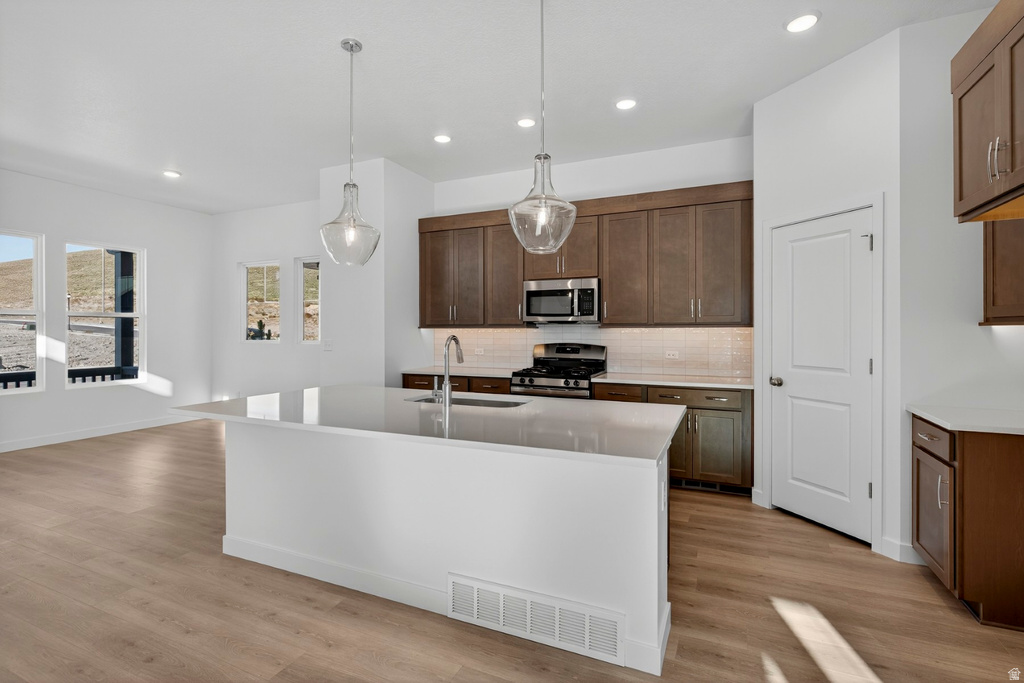 7261 W HIDDEN HILLS WAY West Jordan, UT 84081