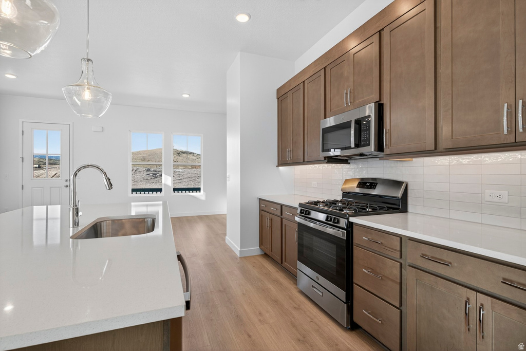 7261 W HIDDEN HILLS WAY West Jordan, UT 84081