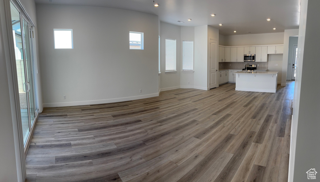Photo 6 for MLS #2118361 at 486 W Green Mountain Dr