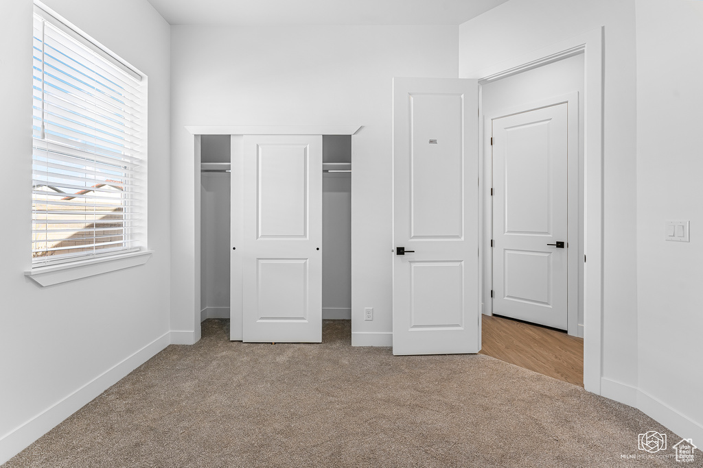 Photo 10 for MLS #2118361 at 486 W Green Mountain Dr