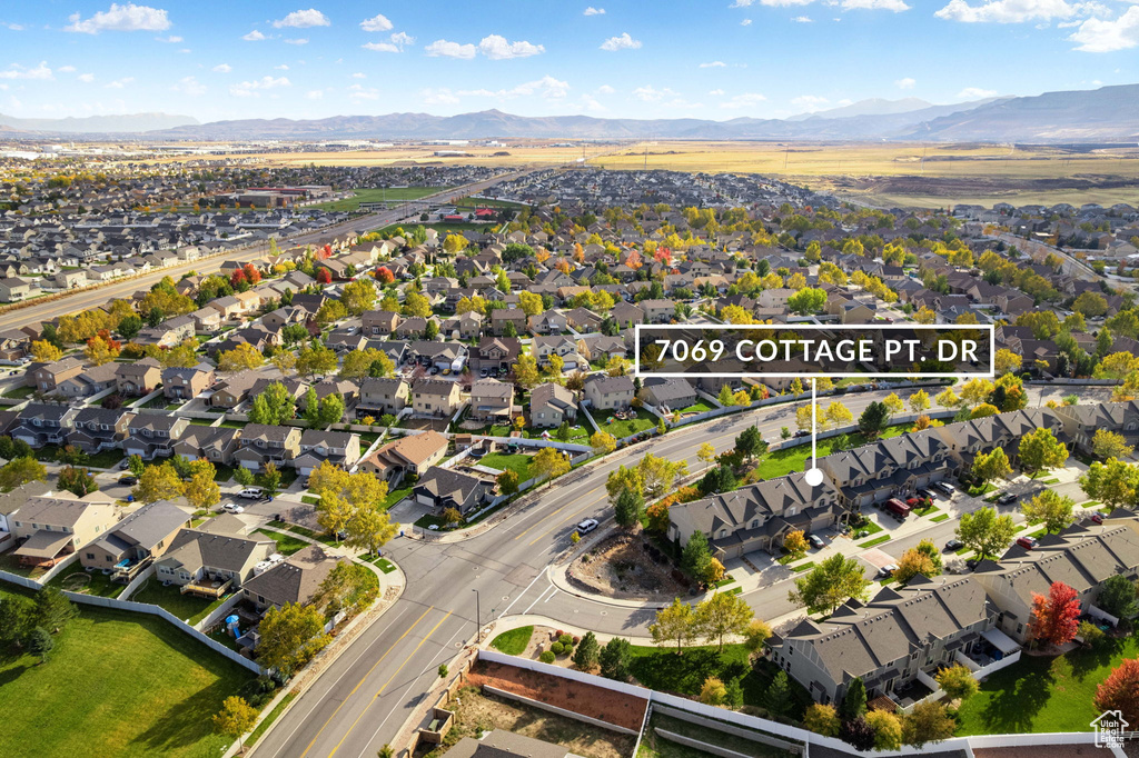 7069 W COTTAGE POINT DR West Jordan, UT 84081