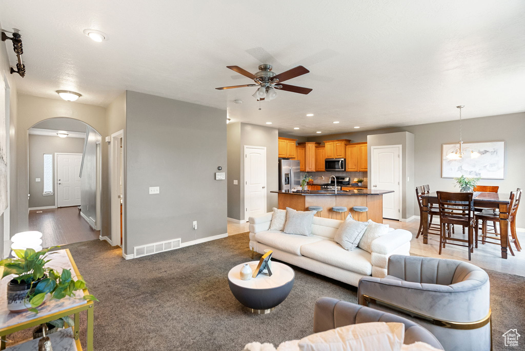 7069 W COTTAGE POINT DR West Jordan, UT 84081