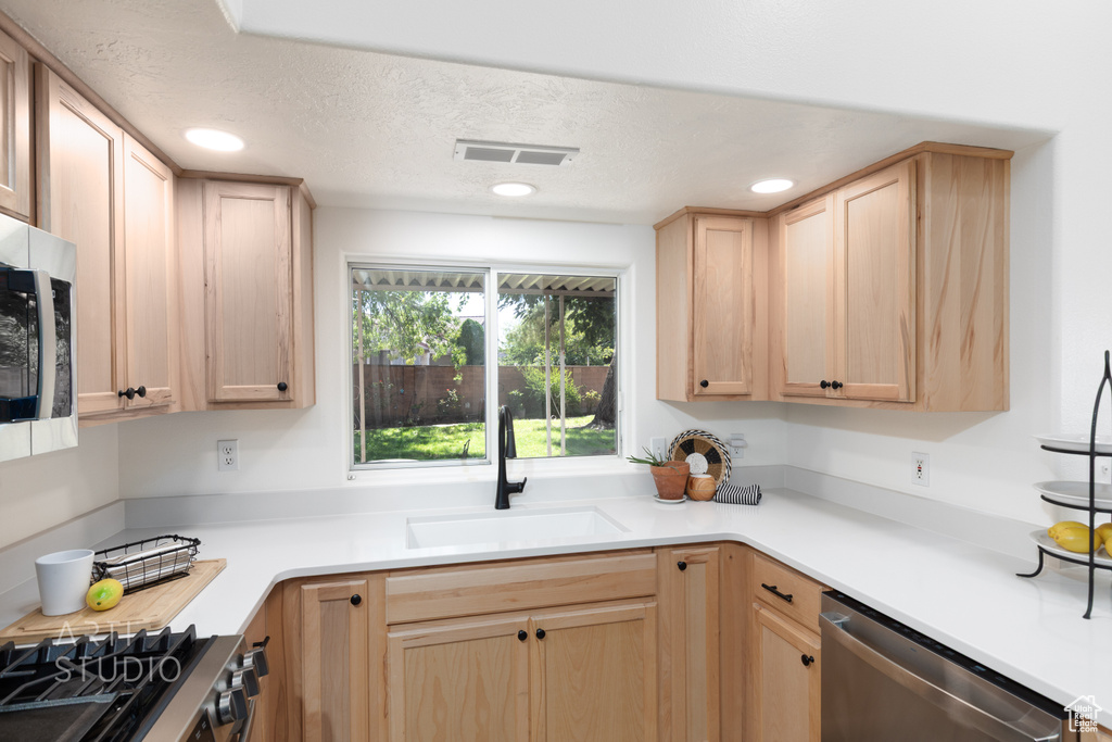 Photo 12 for MLS #2118389 at 271 W 210 South