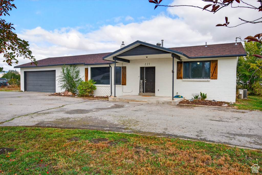 Photo 26 for MLS #2118390 at 221 N Center St