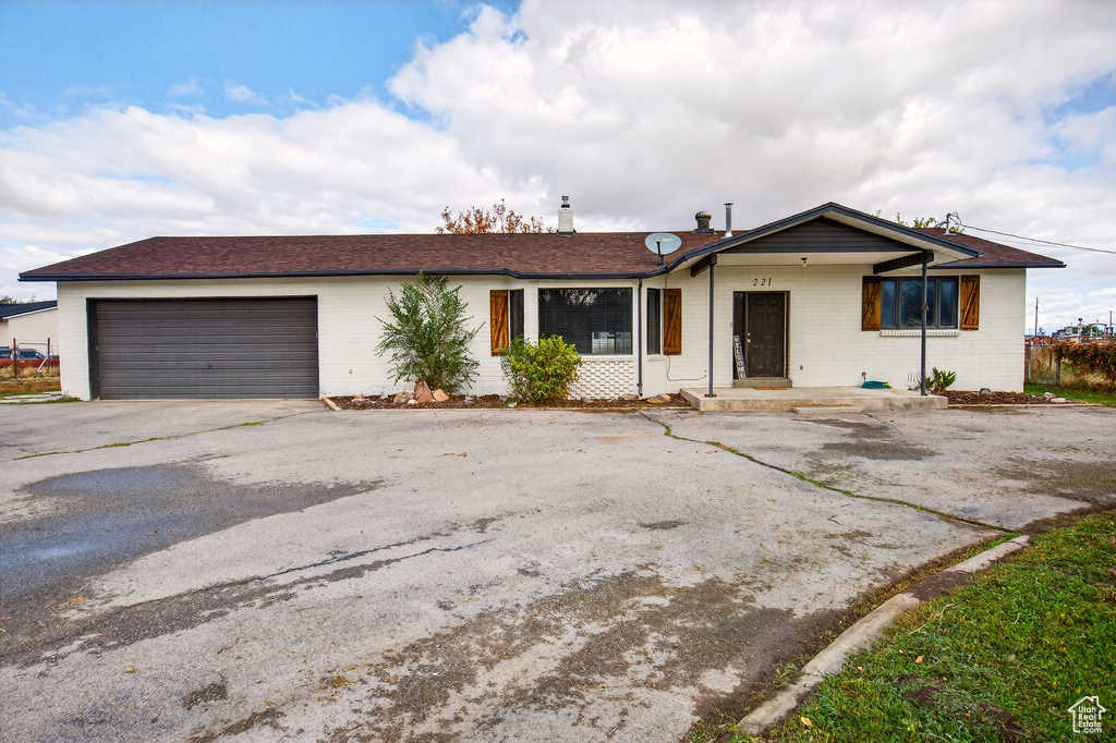 Photo 24 for MLS #2118390 at 221 N Center St