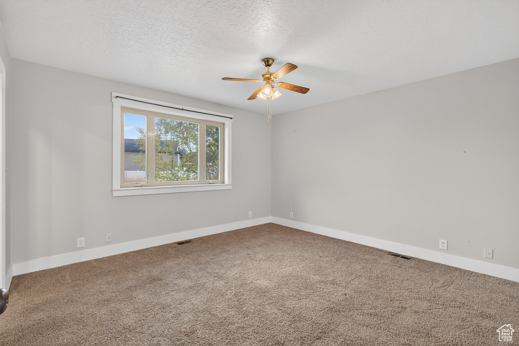 Photo 12 for MLS #2118390 at 221 N Center St