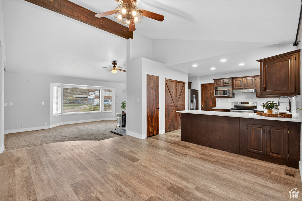 Photo 6 for MLS #2118390 at 221 N Center St