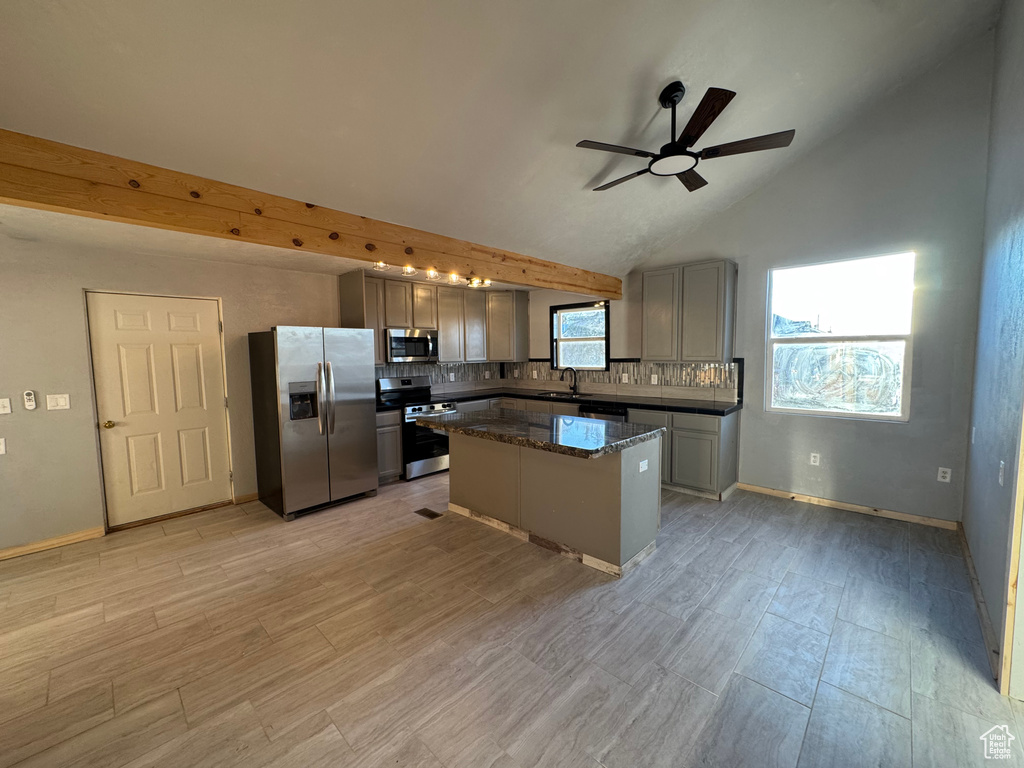 Photo 3 for MLS #2118402 at 121 2nd