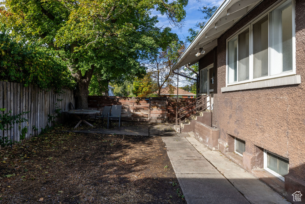 Photo 11 for MLS #2118404 at 294 W 100 South