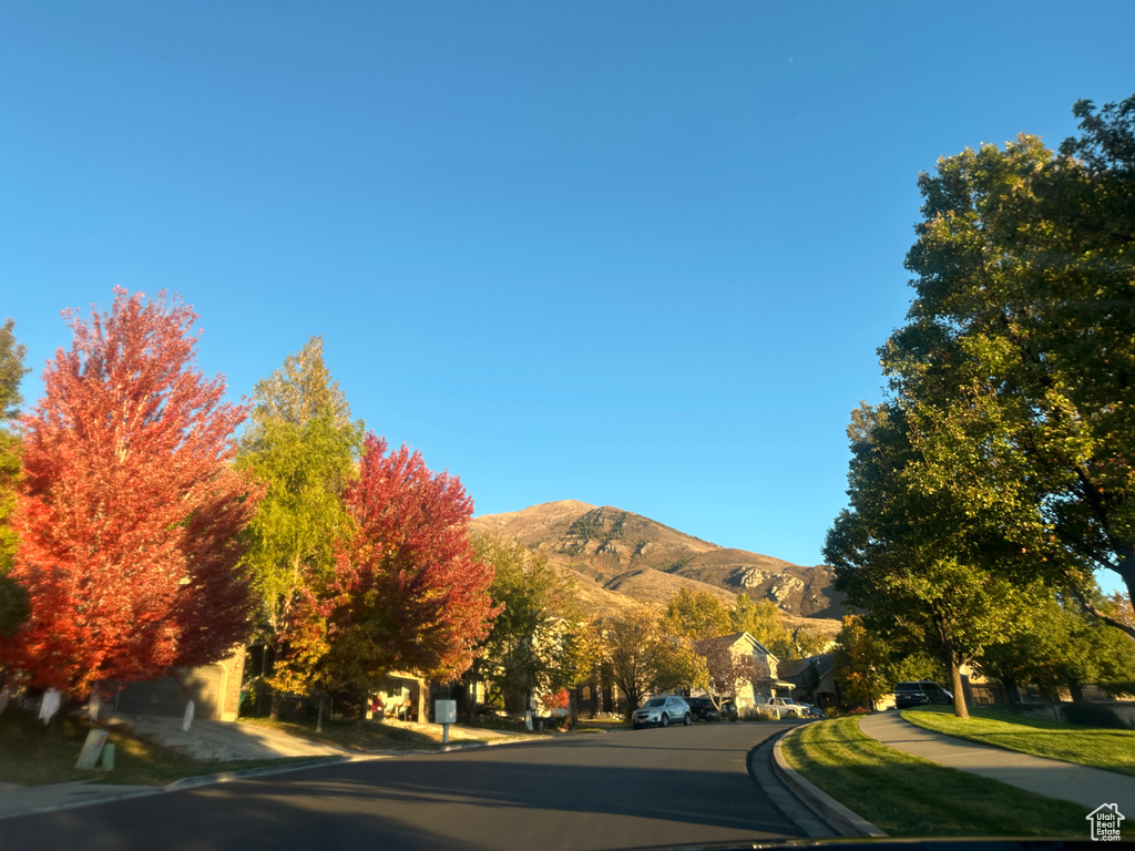 10412 N BAYHILL DR Cedar Hills, UT 84062