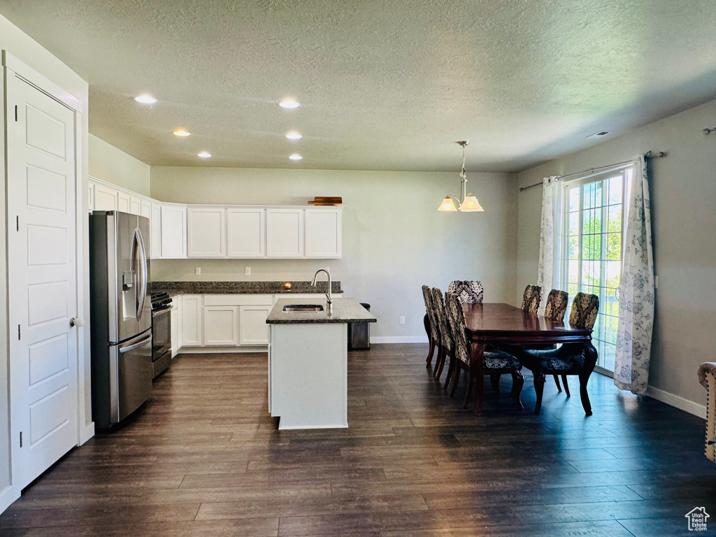 Photo 9 for MLS #2118415 at 954 N Wahlen Way