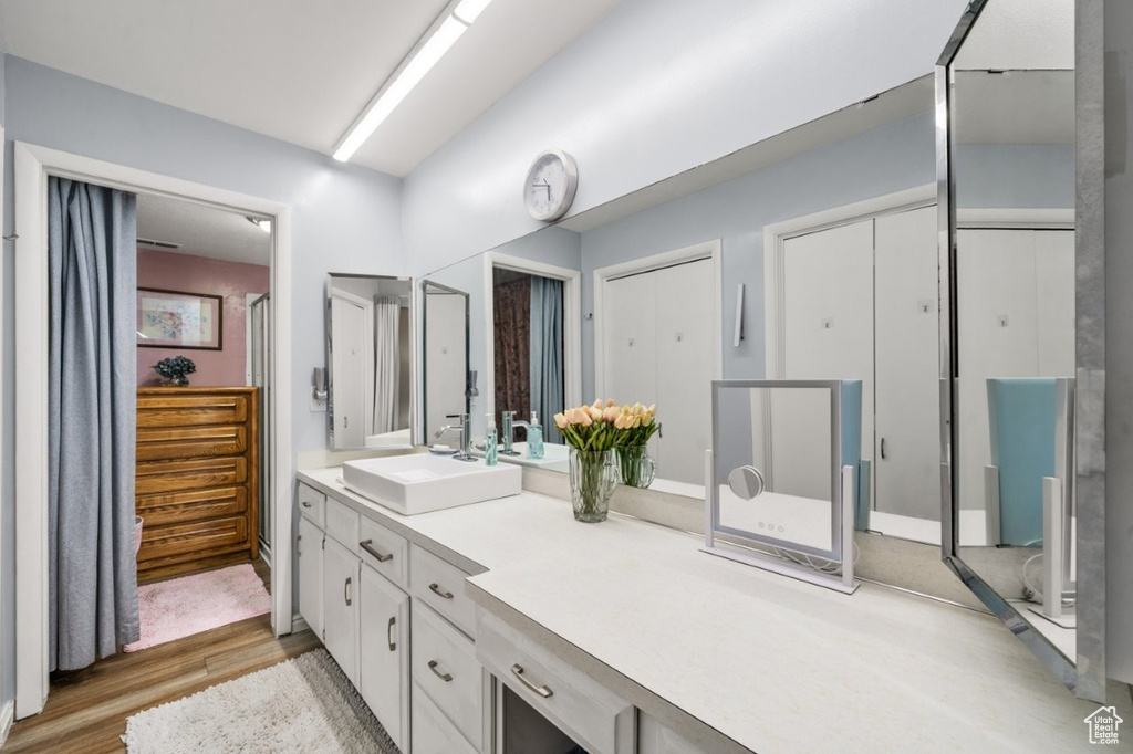 Photo 7 for MLS #2118419 at 325 E 2550 North #13