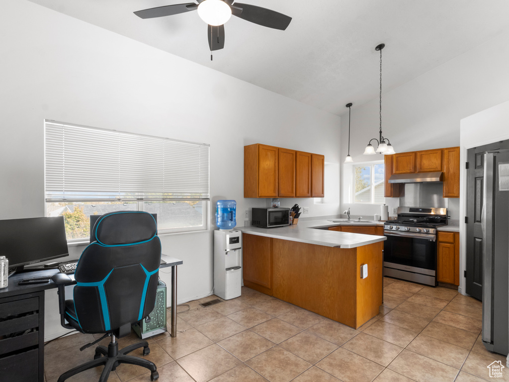 6401 S HIGH BLUFF DR West Valley City, UT 84118