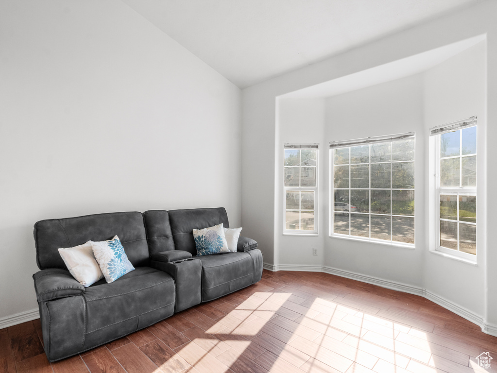 6401 S HIGH BLUFF DR West Valley City, UT 84118