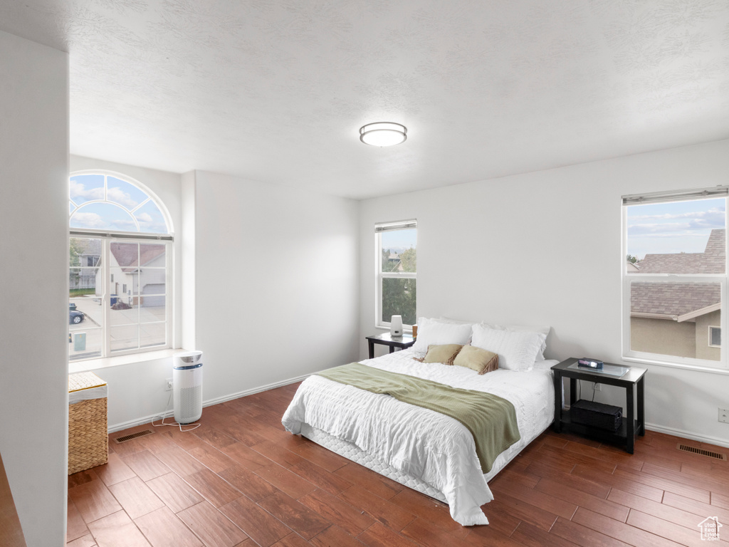 6401 S HIGH BLUFF DR West Valley City, UT 84118