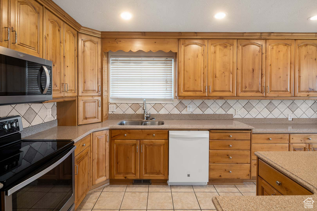 Photo 18 for MLS #2118431 at 2636 W Jody St