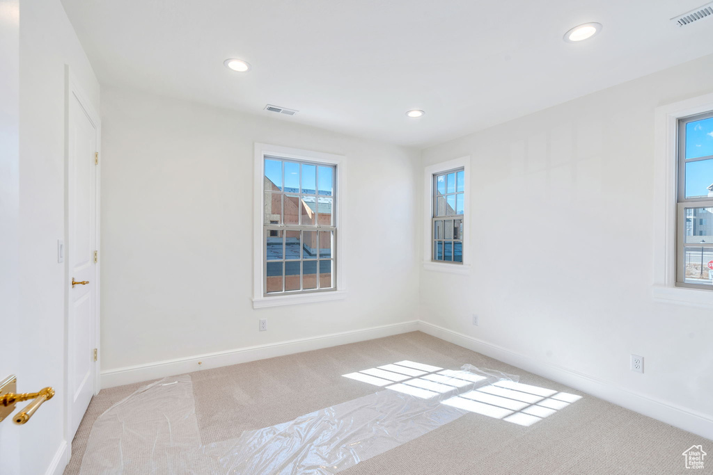 Photo 7 for MLS #2118442 at 5627 W Abbey Ln #27