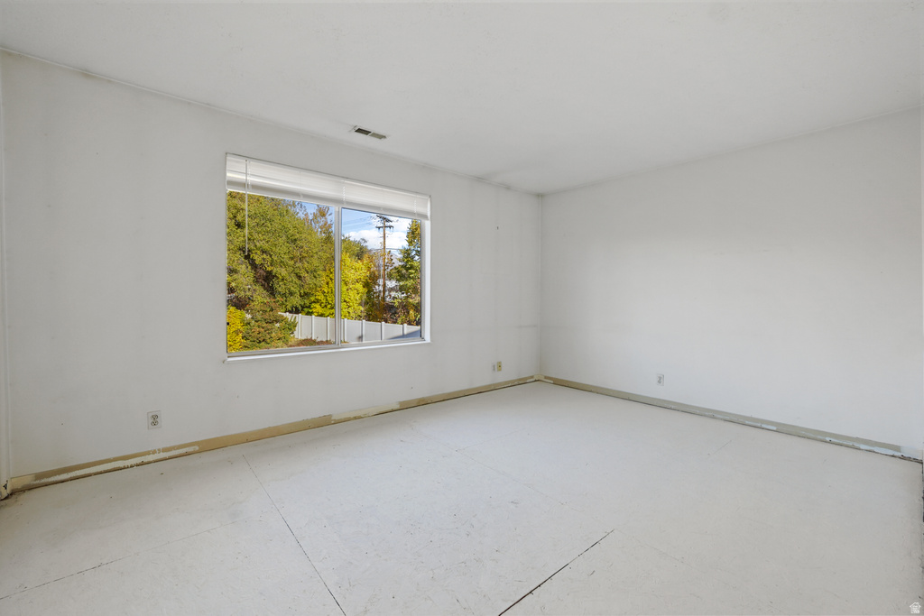 7709 S SUNBIRD WAY Midvale, UT 84047