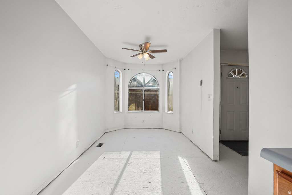 7709 S SUNBIRD WAY Midvale, UT 84047