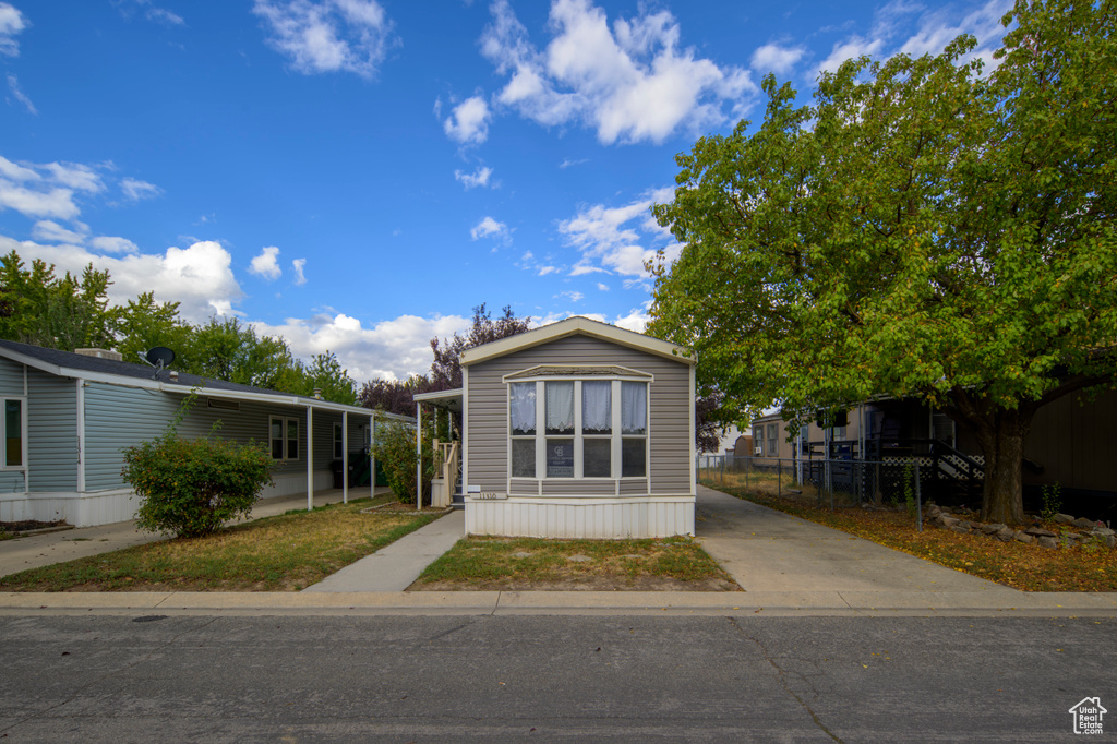 Photo 2 for MLS #2118463 at 11310 S Hidden Vale Ln #217