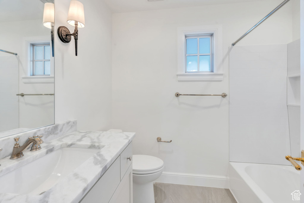 Photo 12 for MLS #2118470 at 5628 W Hawthorn Ln #8