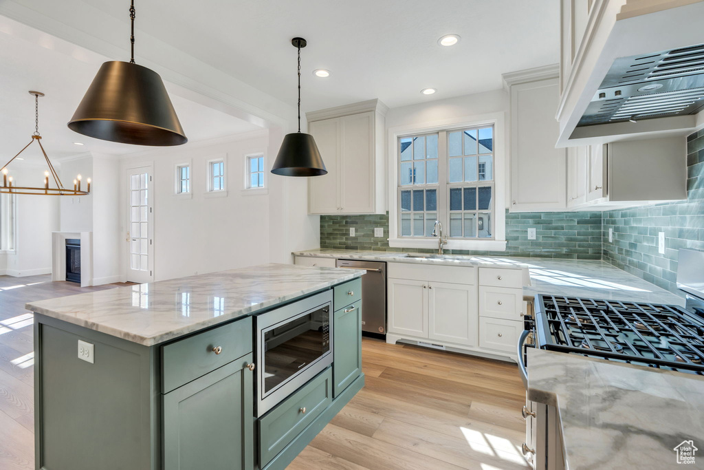 Photo 8 for MLS #2118470 at 5628 W Hawthorn Ln #8