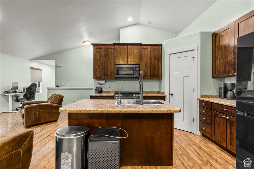 Photo 8 for MLS #2118472 at 339 W Slate Dr