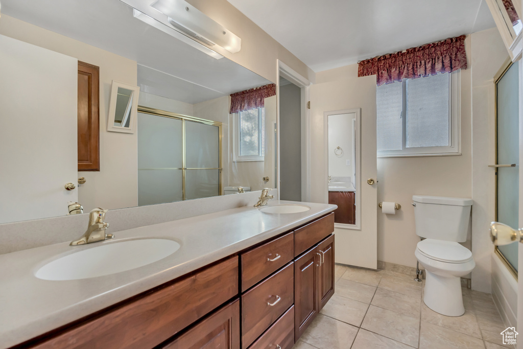 Photo 14 for MLS #2118473 at 1261 E Sandra Cir