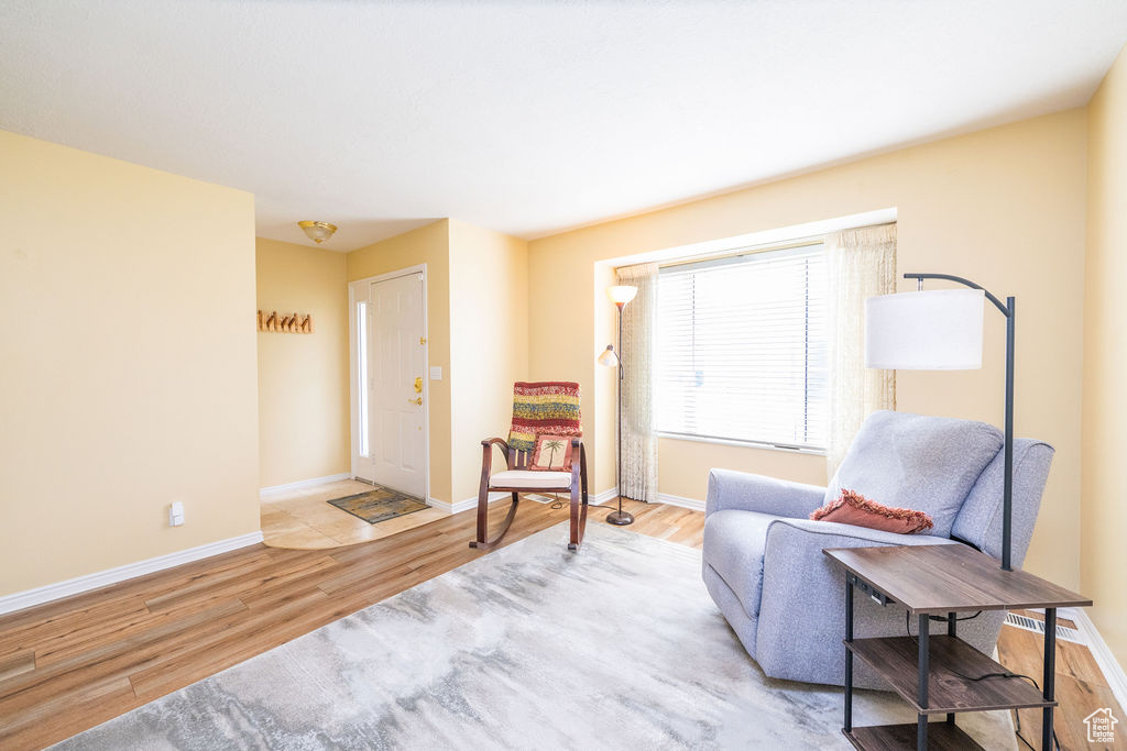 Photo 2 for MLS #2118483 at 653 E 1280 North