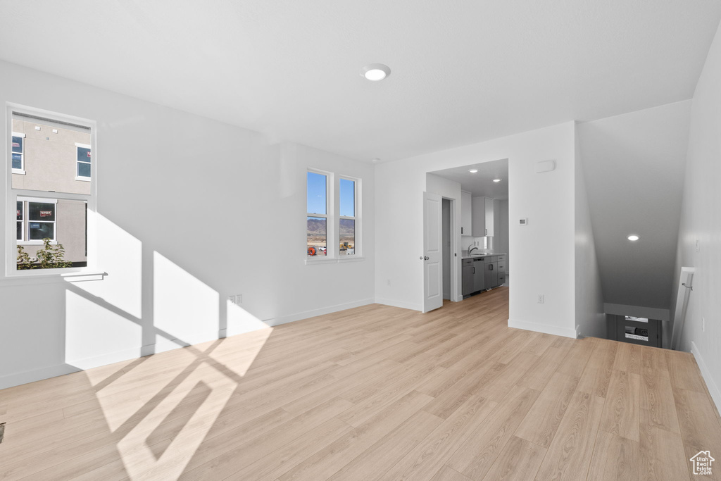 Photo 9 for MLS #2118485 at 6811 W Pine Trail Ln #302