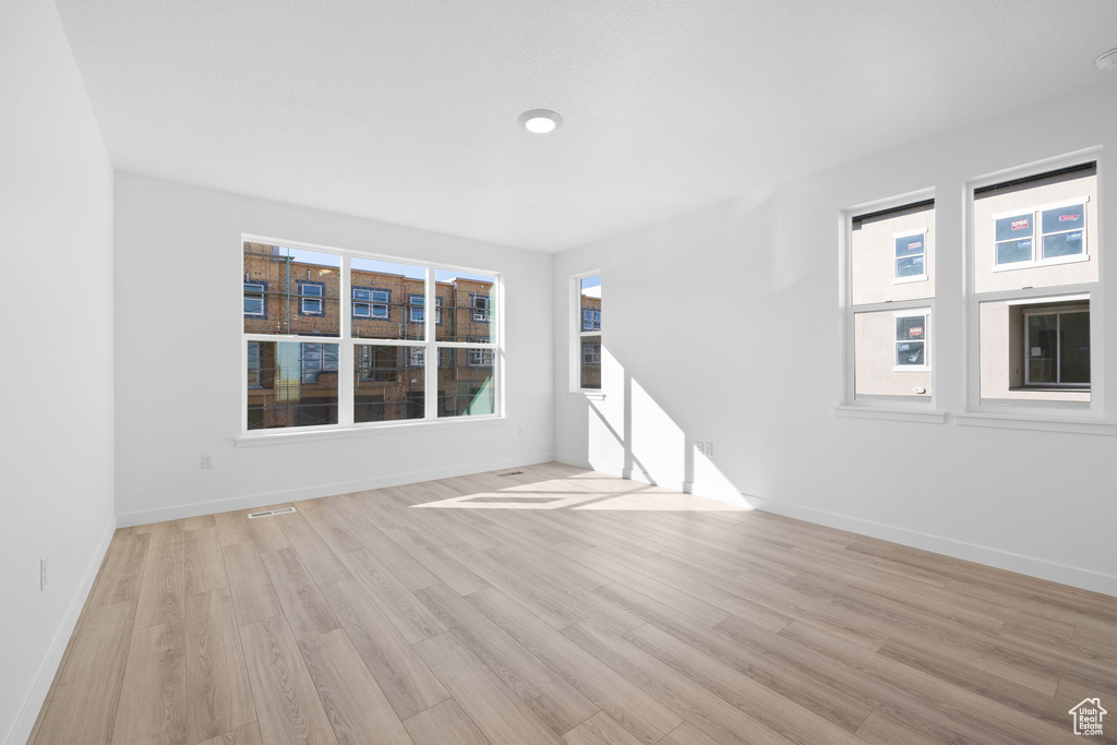Photo 8 for MLS #2118485 at 6811 W Pine Trail Ln #302