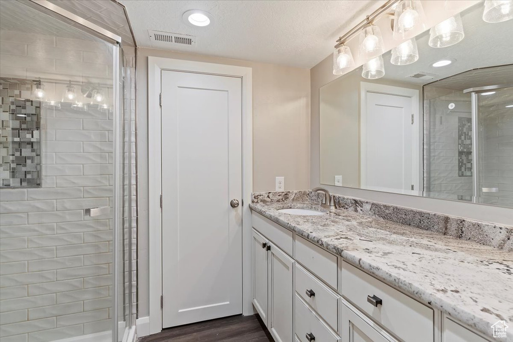 Photo 17 for MLS #2118504 at 1419 36th St